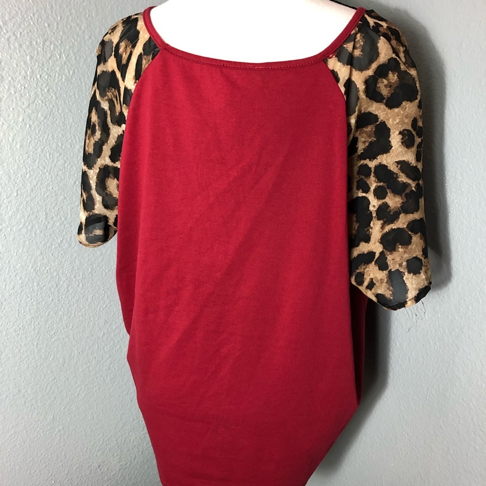 Red V-Neck Tee - Picture 5 of 6